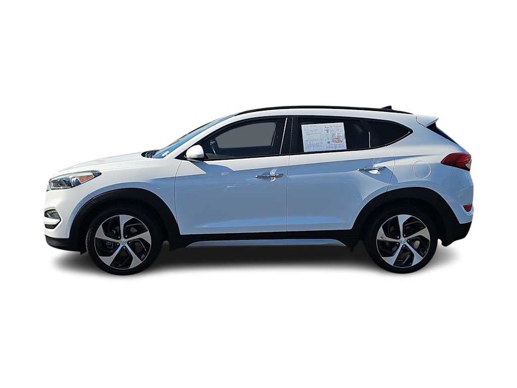 Thumbnail: 2017 Hyundai Tucson - 3