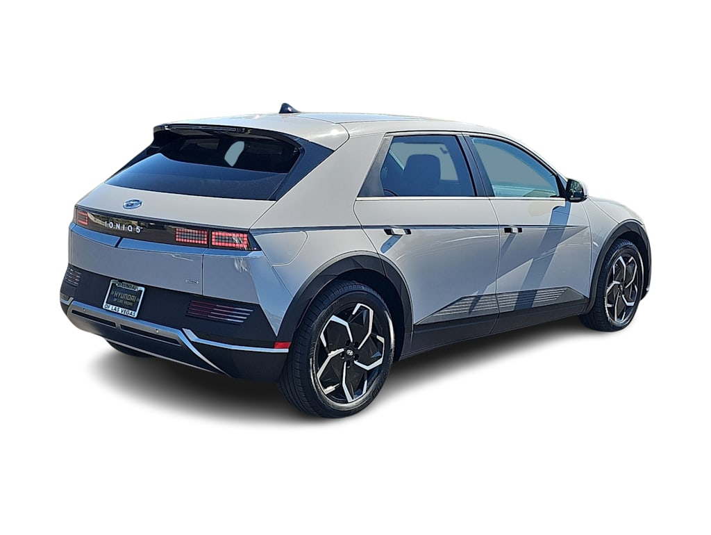Thumbnail: 2023 Hyundai Ioniq 5 - 20