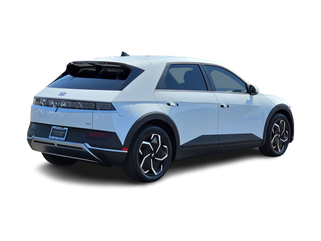 Thumbnail: 2022 Hyundai Ioniq 5 - 17