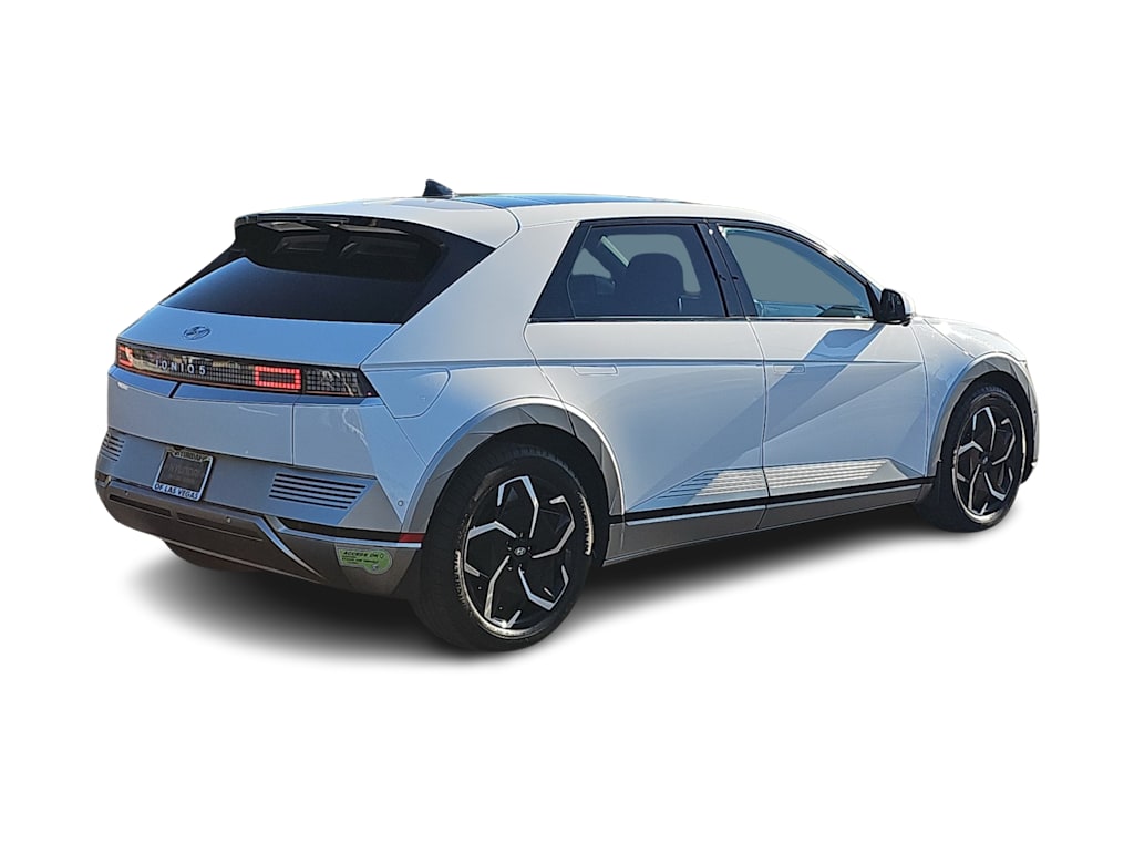 Thumbnail: 2023 Hyundai Ioniq 5 - 18