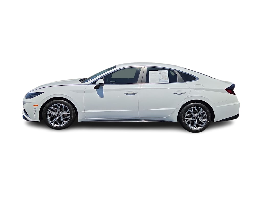 Thumbnail: 2023 Hyundai Sonata - 3