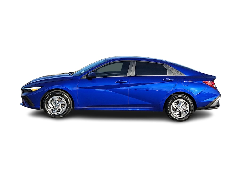 Thumbnail: 2026 Hyundai Elantra - 3