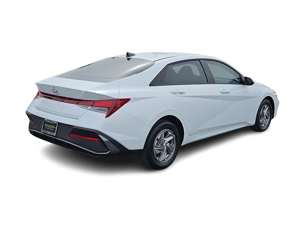Thumbnail: 2026 Hyundai Elantra - 23