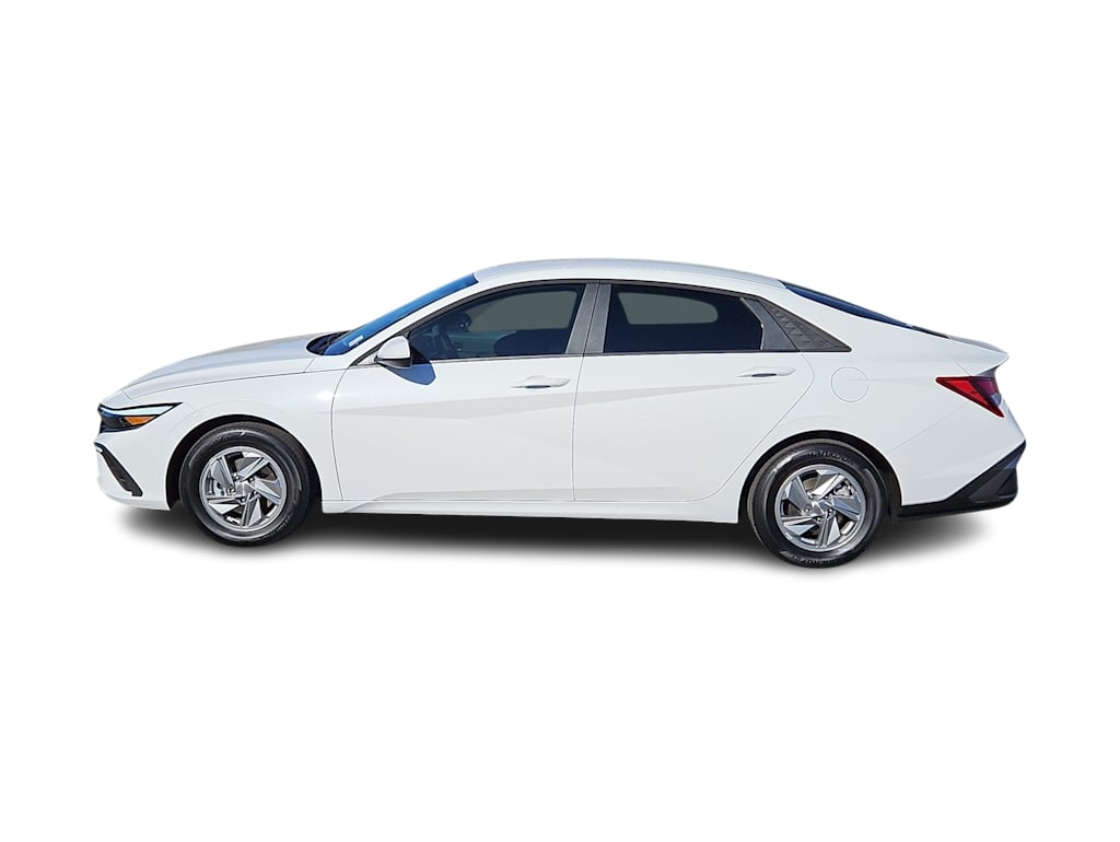 Thumbnail: 2026 Hyundai Elantra - 3