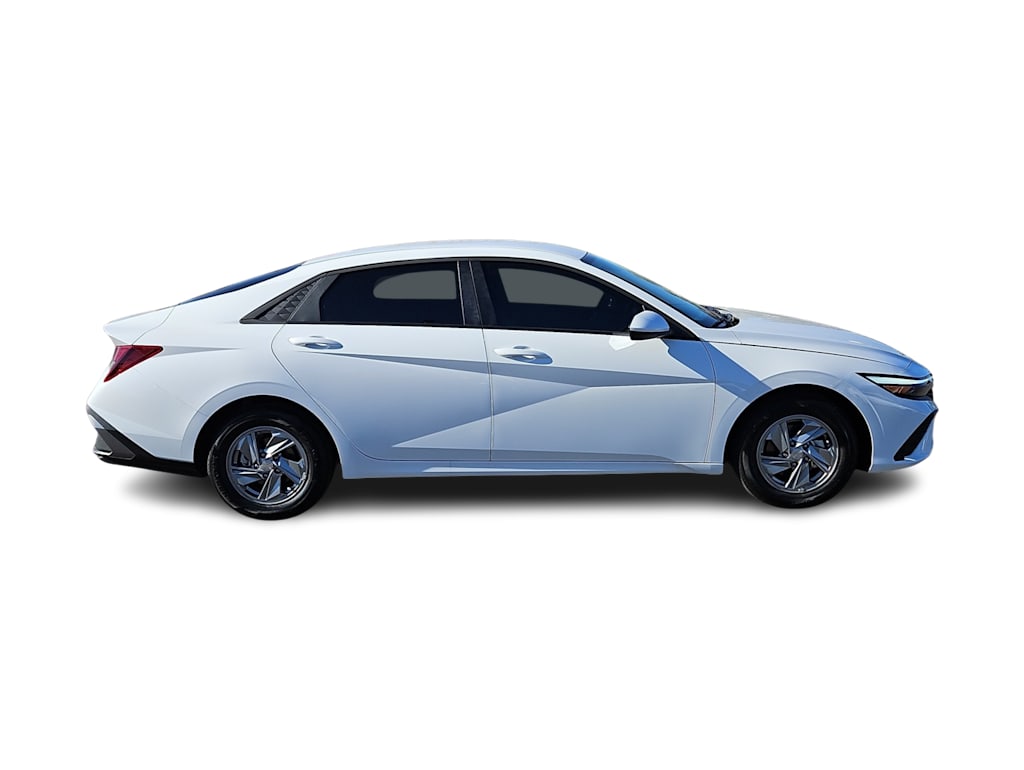 Thumbnail: 2026 Hyundai Elantra - 22