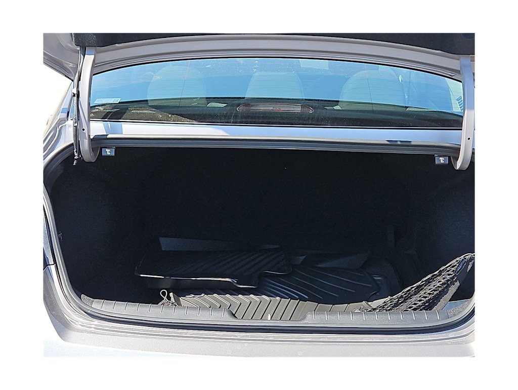 Thumbnail: 2025 Hyundai Elantra - 17