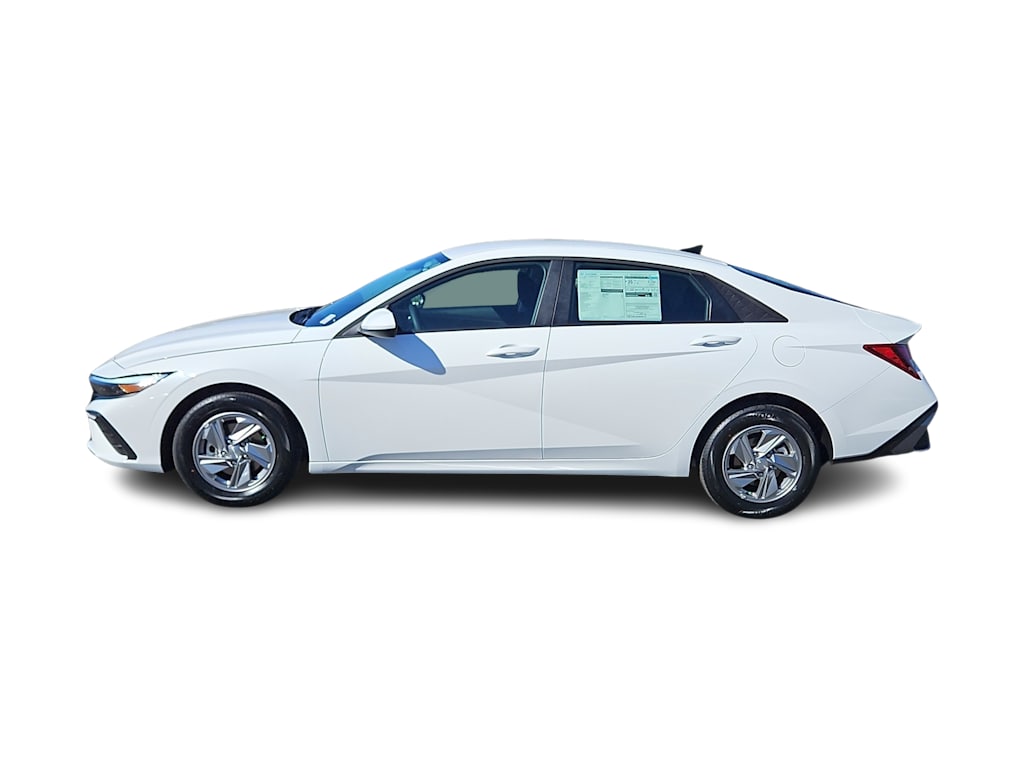 Thumbnail: 2026 Hyundai Elantra - 3