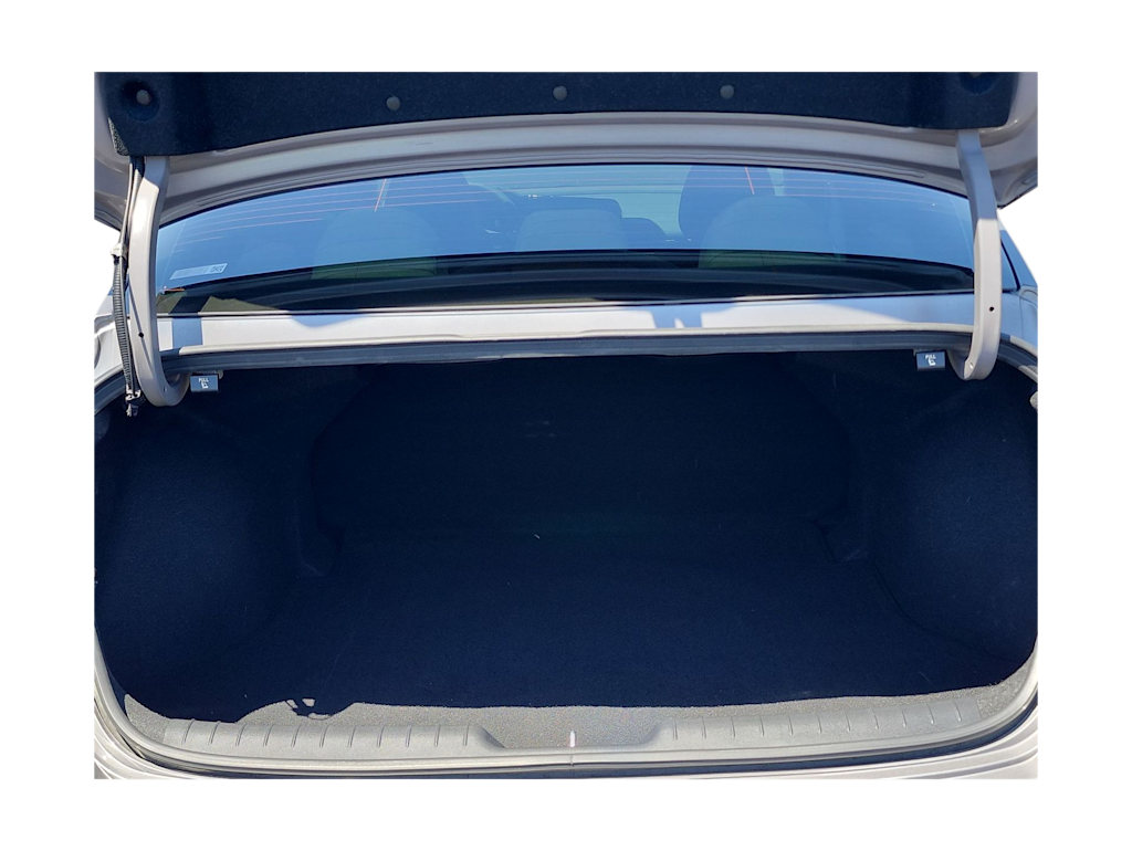 Thumbnail: 2024 Hyundai Elantra - 17
