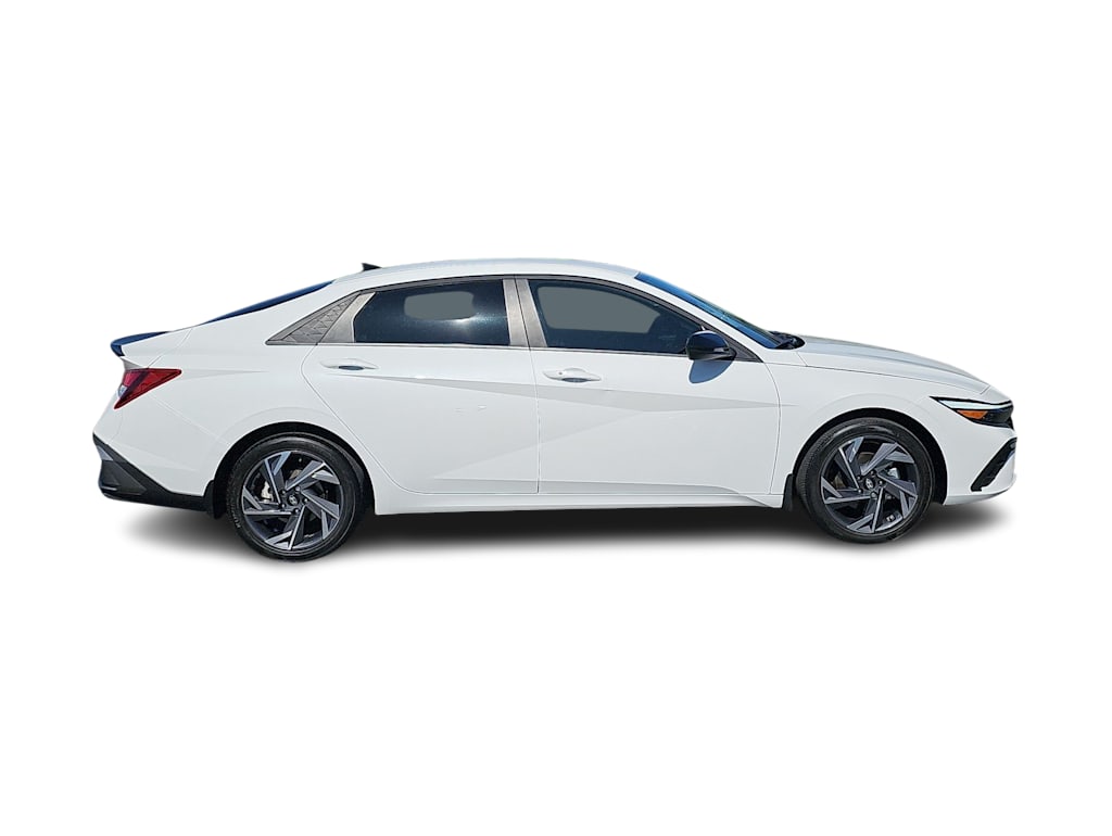 Thumbnail: 2025 Hyundai Elantra - 23