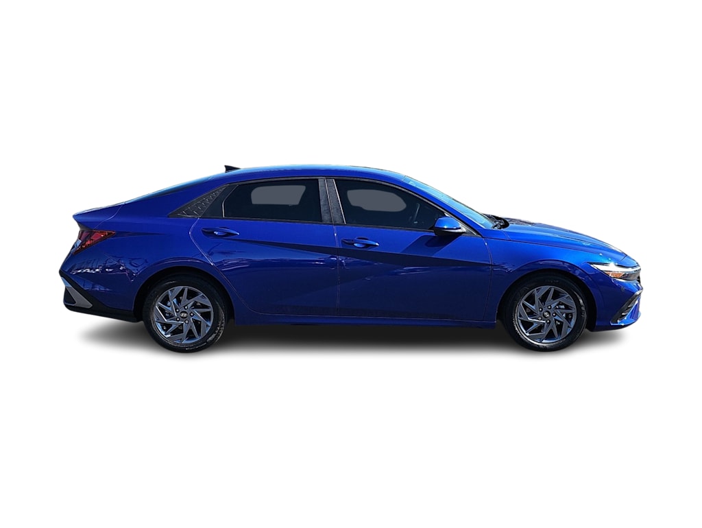 Thumbnail: 2024 Hyundai Elantra - 21