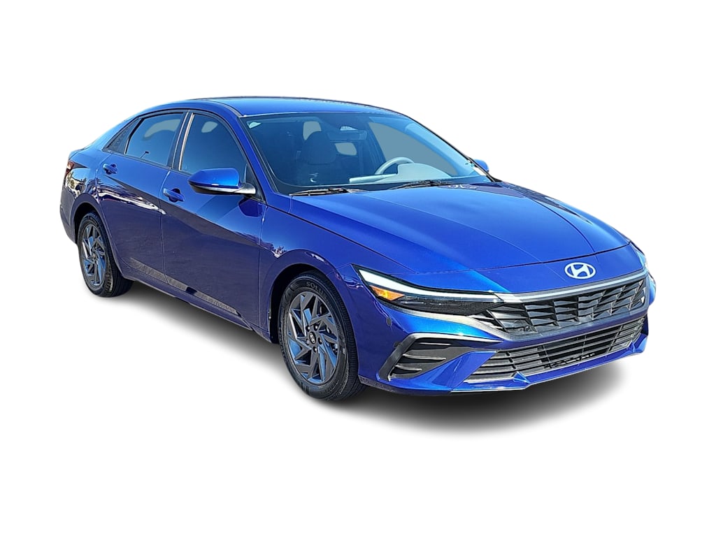 Thumbnail: 2024 Hyundai Elantra - 18