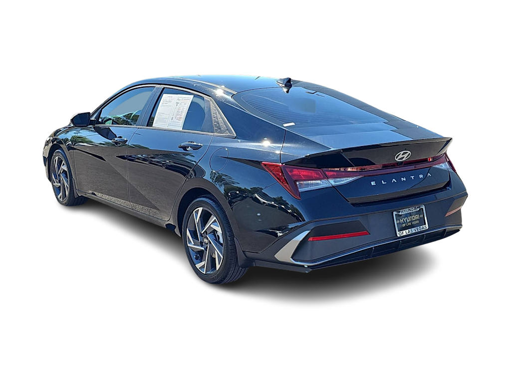 Thumbnail: 2025 Hyundai Elantra - 4