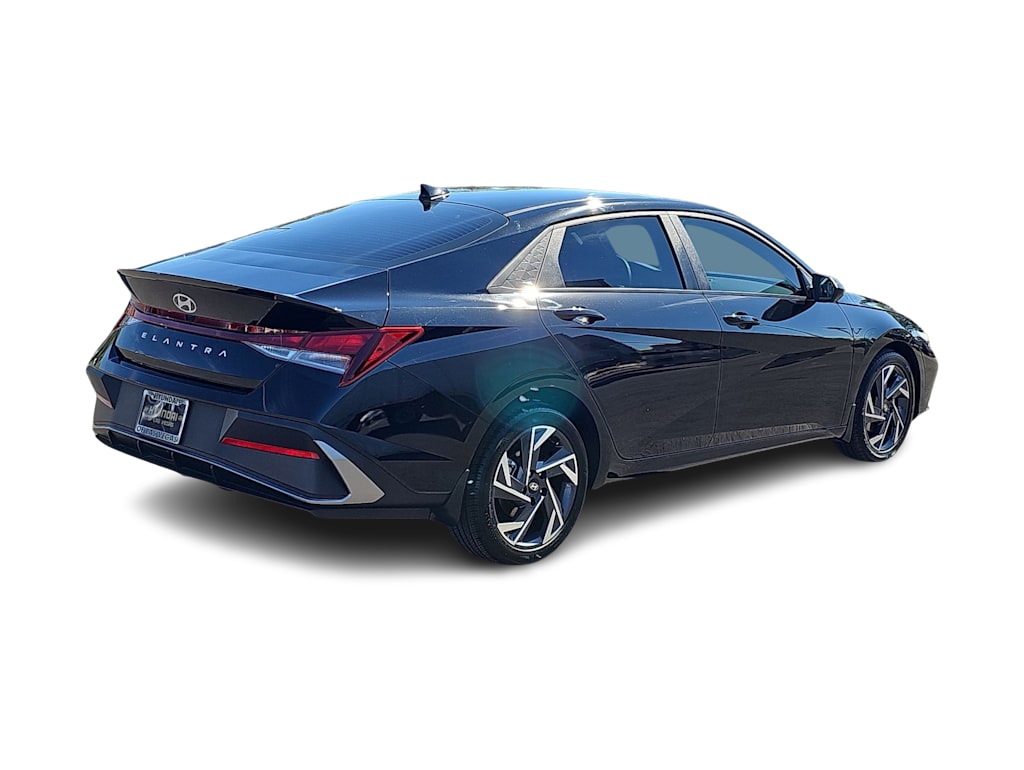 Thumbnail: 2025 Hyundai Elantra - 22