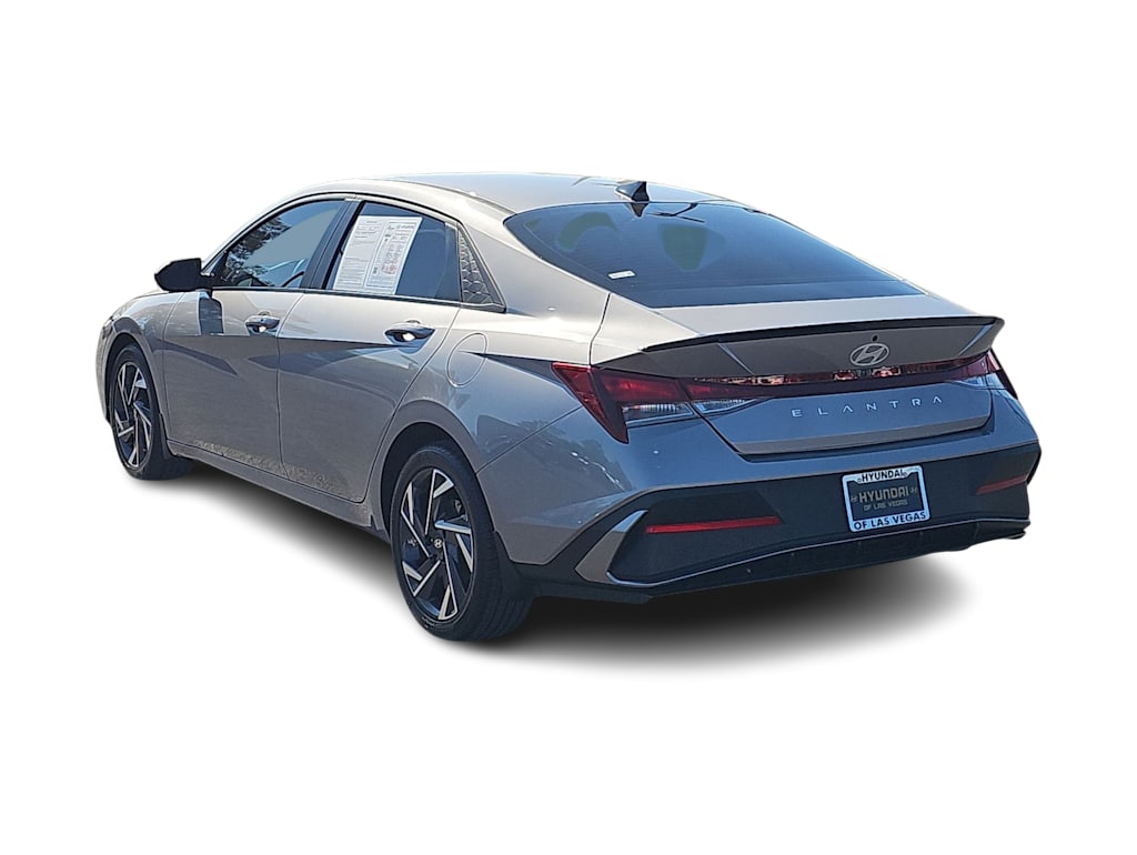 Thumbnail: 2025 Hyundai Elantra - 4