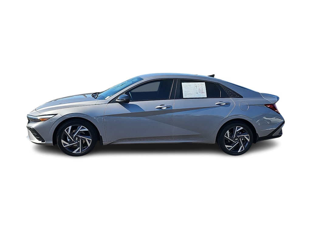 Thumbnail: 2025 Hyundai Elantra - 3