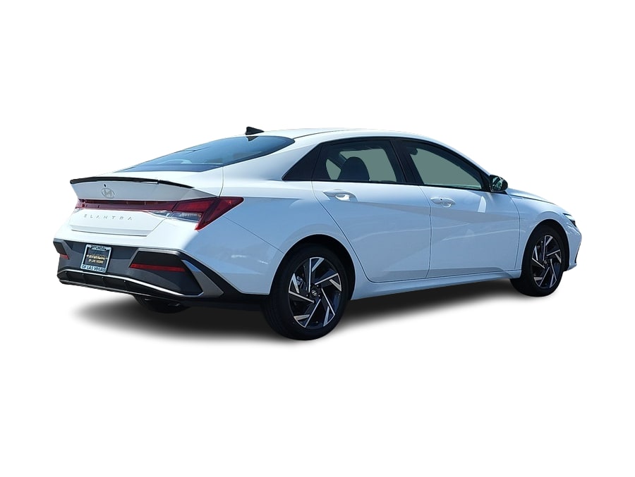 Thumbnail: 2025 Hyundai Elantra - 23