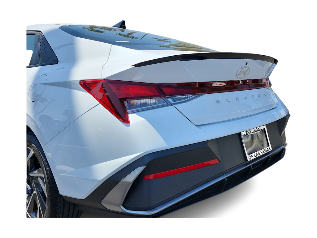 Thumbnail: 2025 Hyundai Elantra - 4