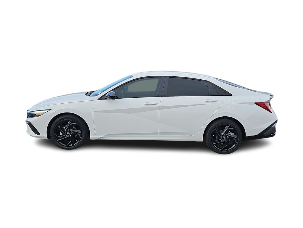 Thumbnail: 2026 Hyundai Elantra - 3