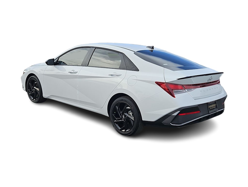 Thumbnail: 2026 Hyundai Elantra - 4