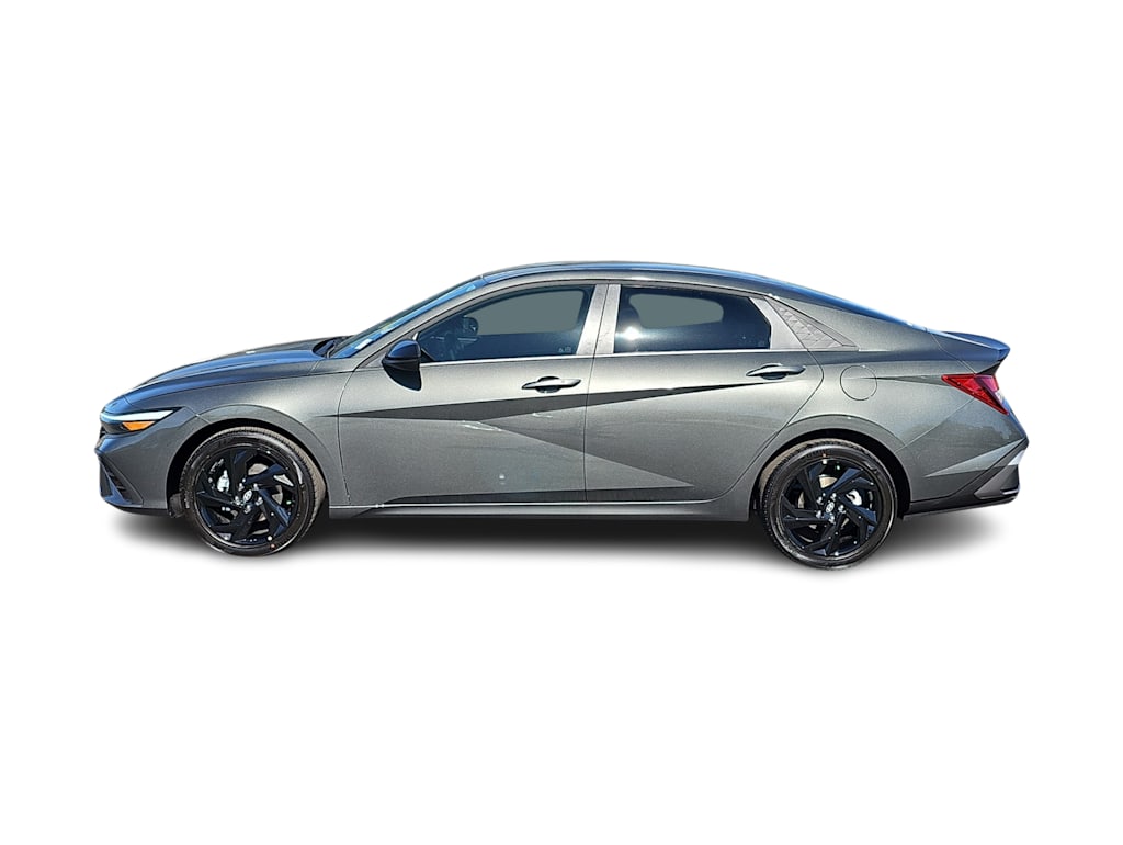 Thumbnail: 2026 Hyundai Elantra - 3