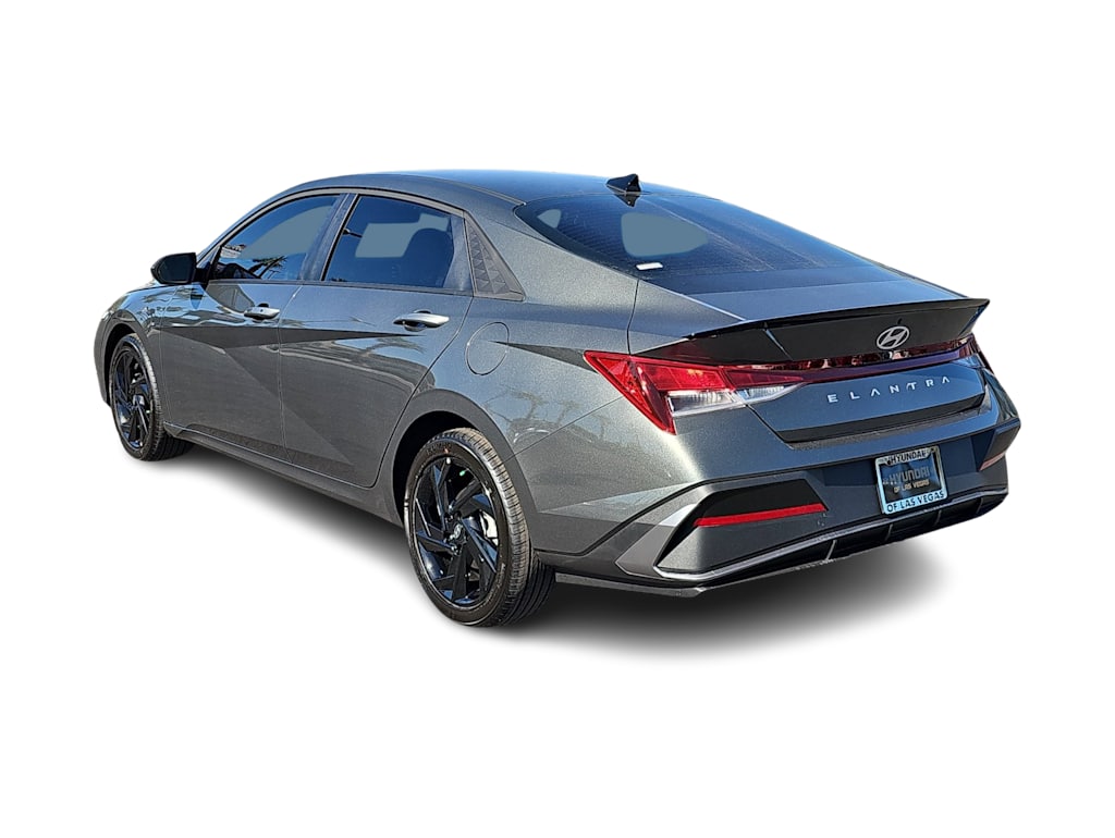 Thumbnail: 2026 Hyundai Elantra - 4