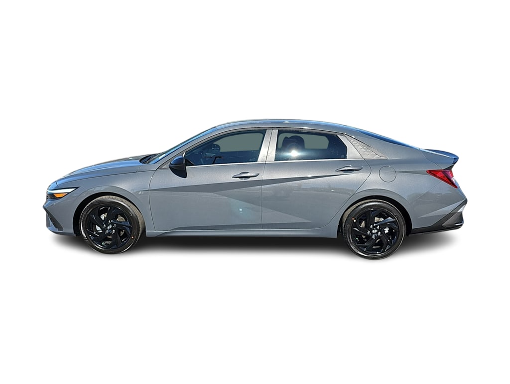 Thumbnail: 2026 Hyundai Elantra - 3
