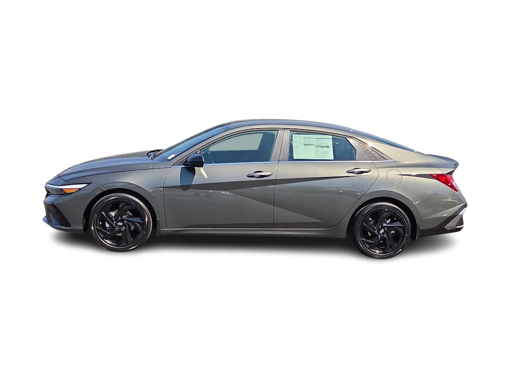 Thumbnail: 2026 Hyundai Elantra - 3
