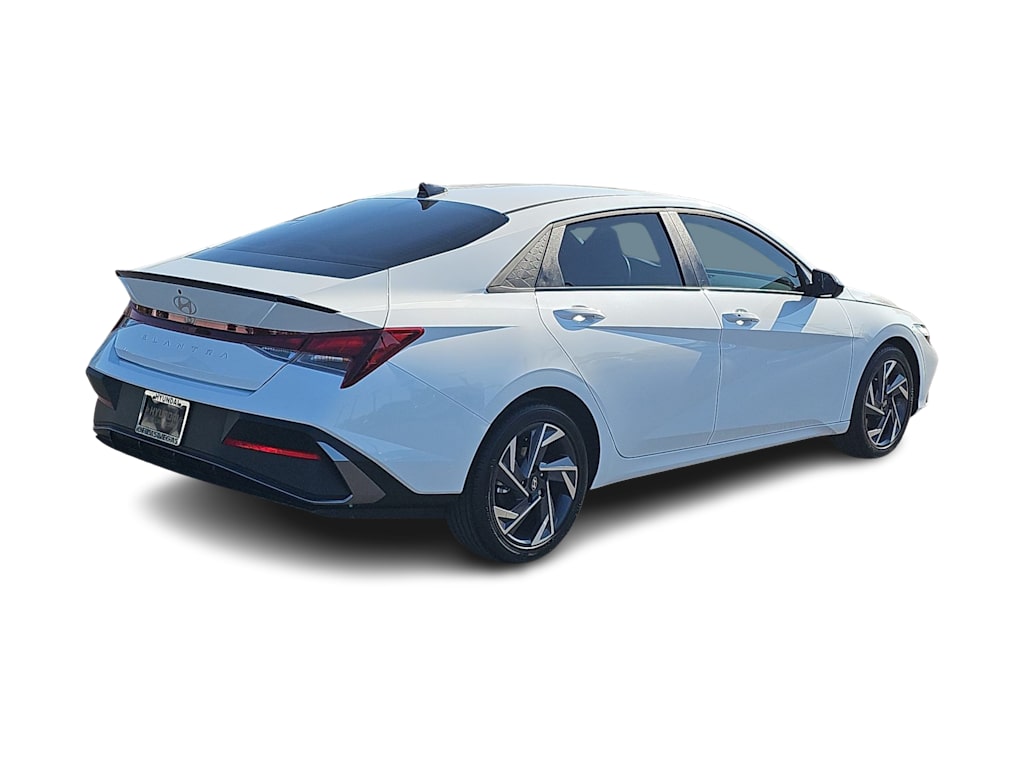 Thumbnail: 2025 Hyundai Elantra - 21
