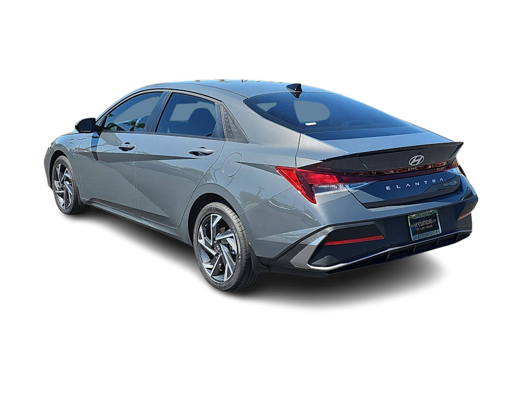 Thumbnail: 2025 Hyundai Elantra - 4