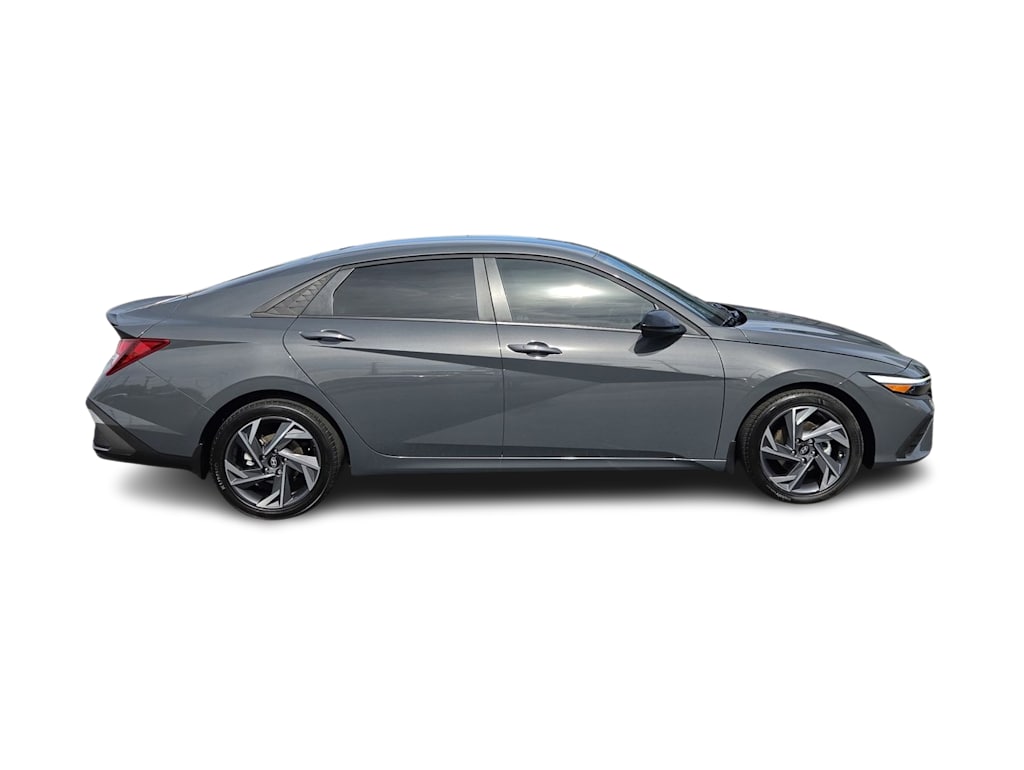 Thumbnail: 2025 Hyundai Elantra - 24