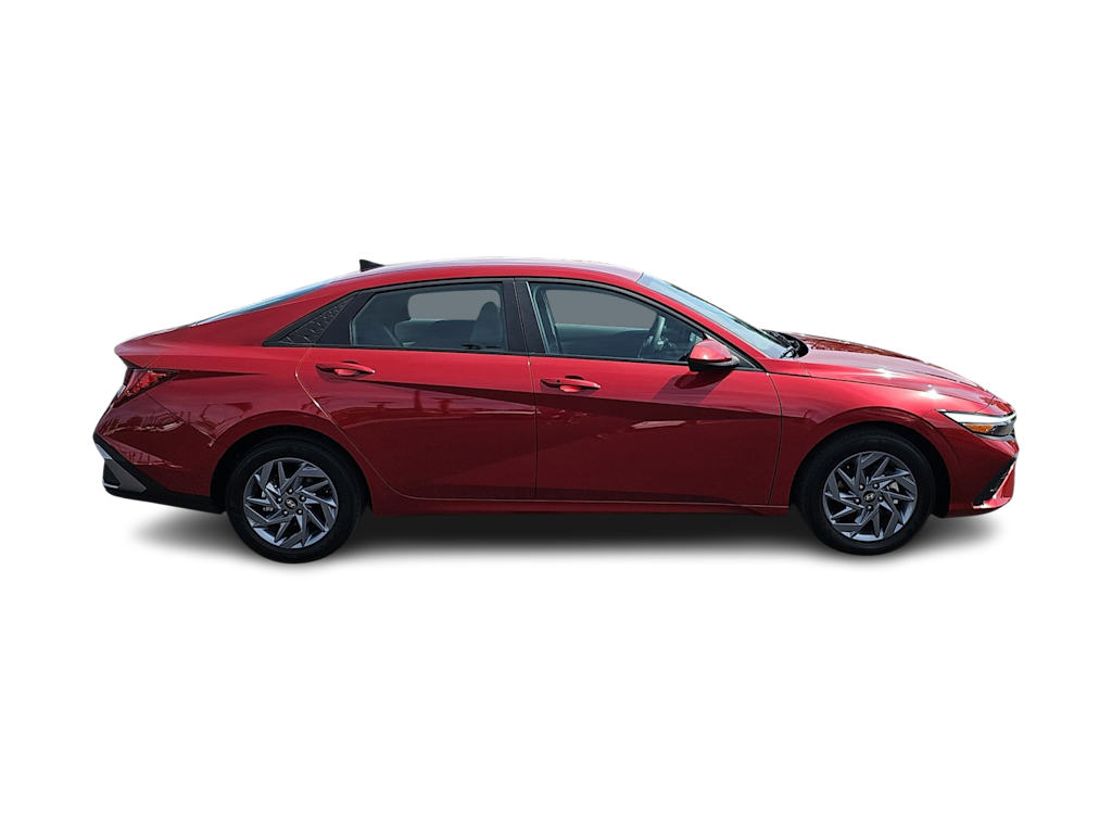 Thumbnail: 2025 Hyundai Elantra - 22