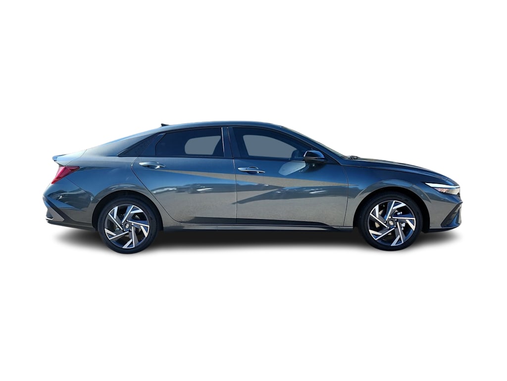 Thumbnail: 2025 Hyundai Elantra - 19