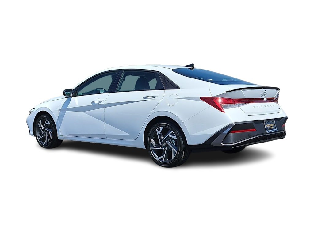 Thumbnail: 2025 Hyundai Elantra - 4