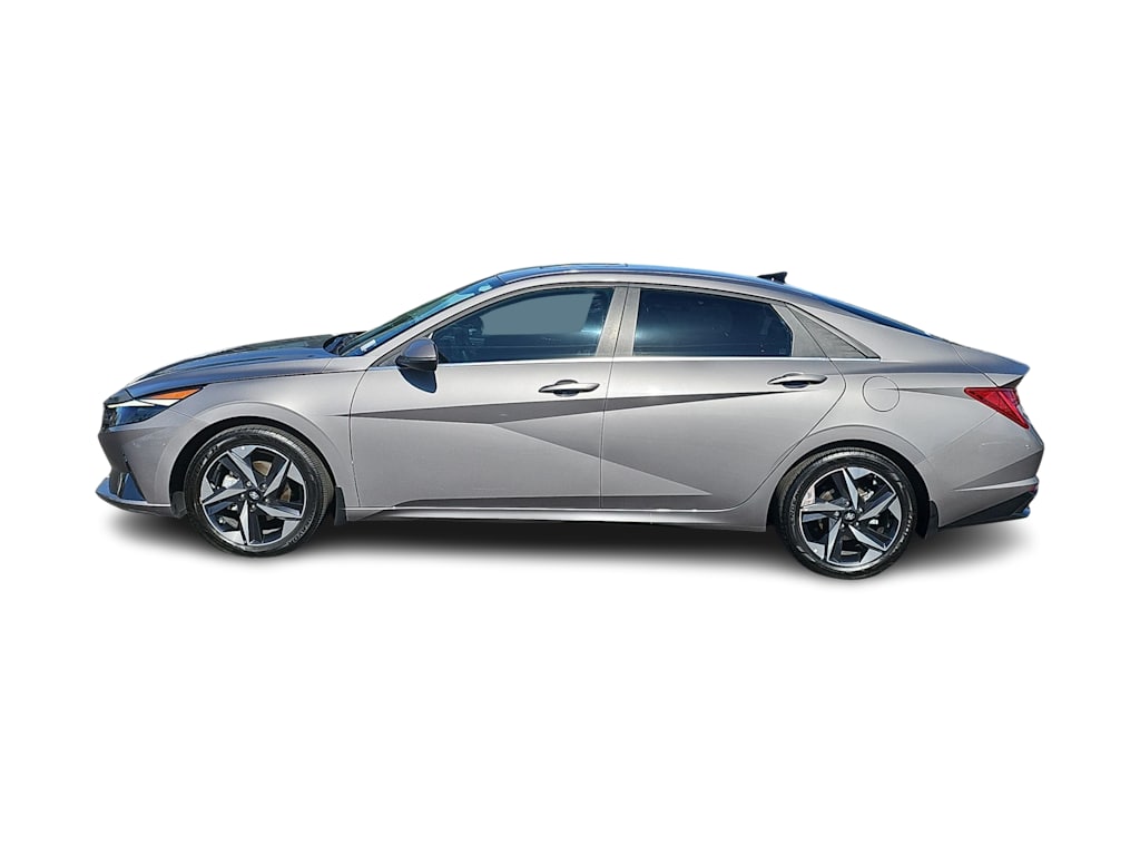 Thumbnail: 2023 Hyundai Elantra - 3