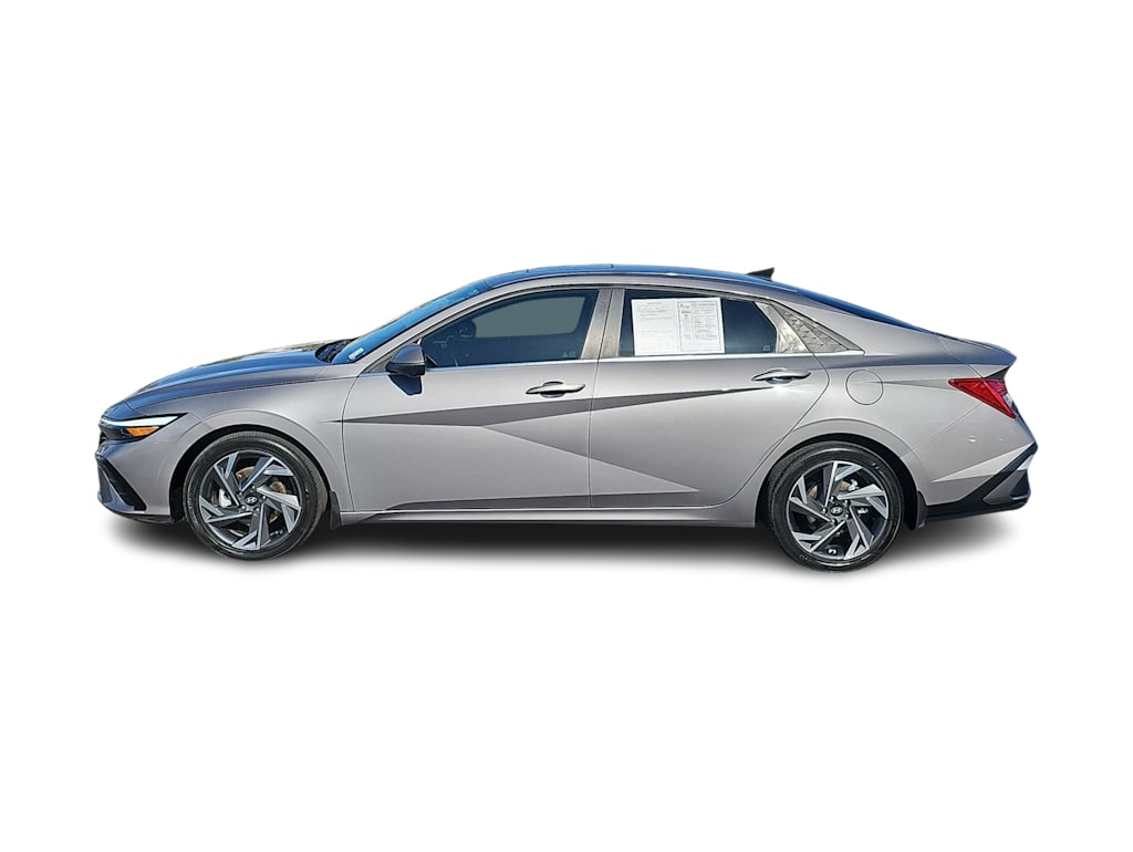 Thumbnail: 2024 Hyundai Elantra - 3