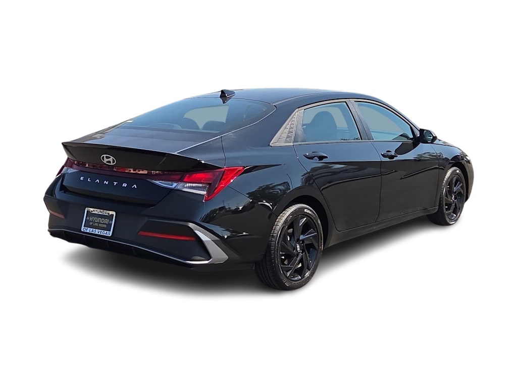 Thumbnail: 2026 Hyundai Elantra - 22