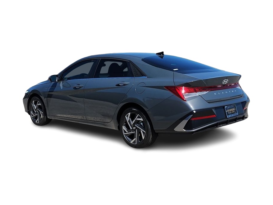 Thumbnail: 2025 Hyundai Elantra - 4