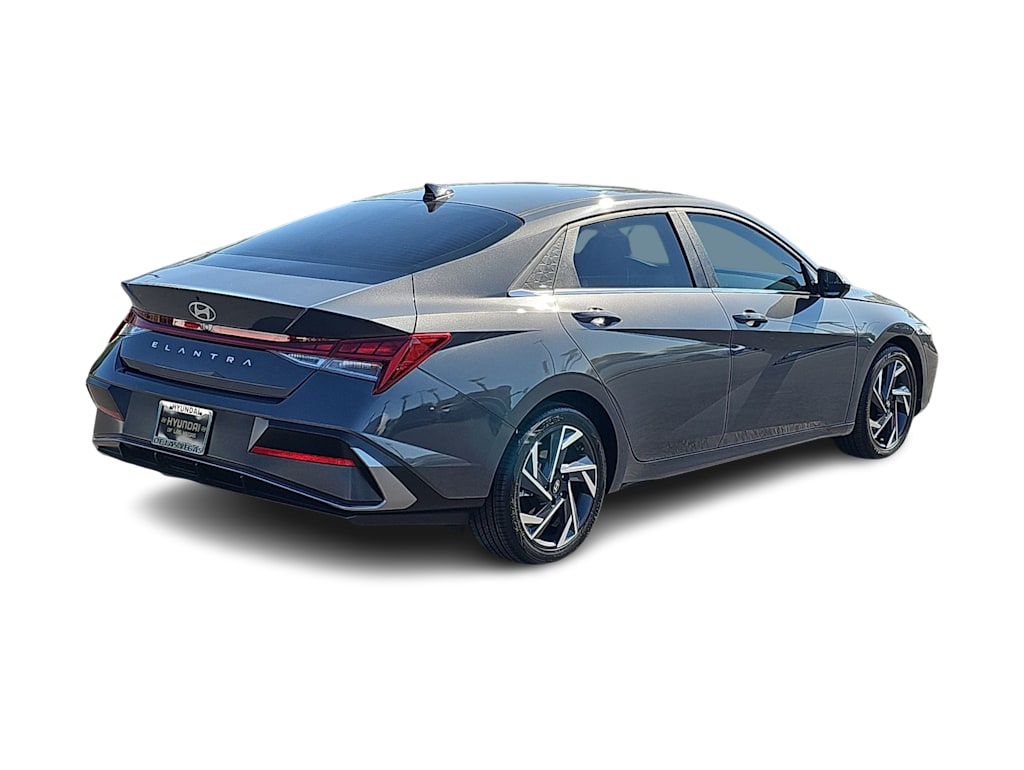 Thumbnail: 2025 Hyundai Elantra - 21