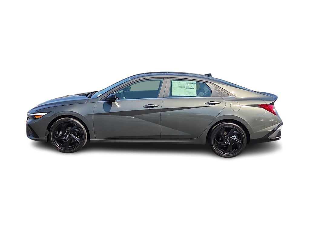 Thumbnail: 2026 Hyundai Elantra - 3