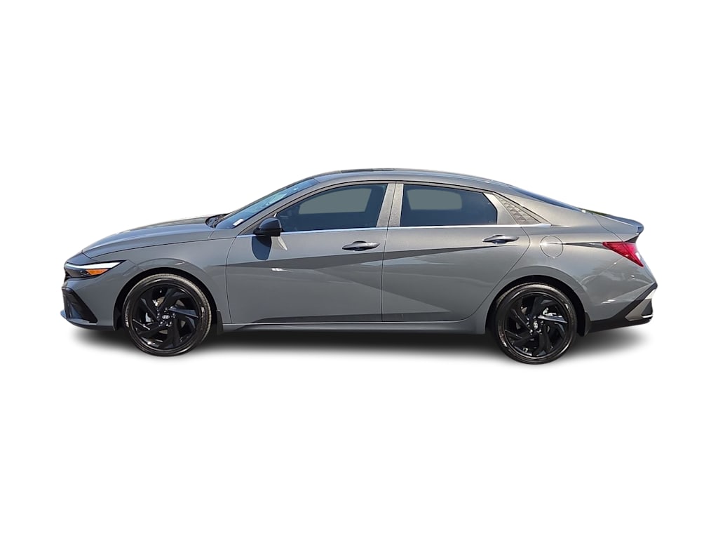 Thumbnail: 2026 Hyundai Elantra - 3