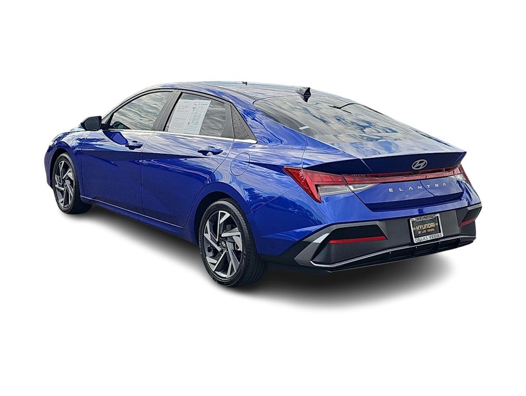 Thumbnail: 2024 Hyundai Elantra - 4