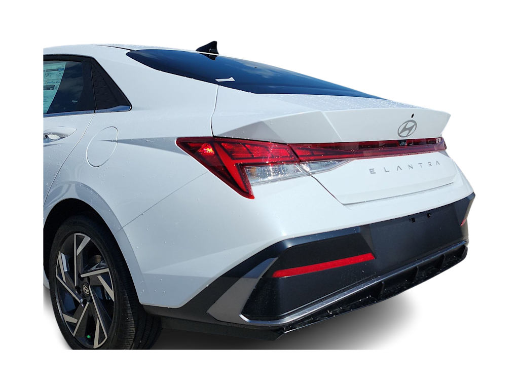 Thumbnail: 2025 Hyundai Elantra - 21