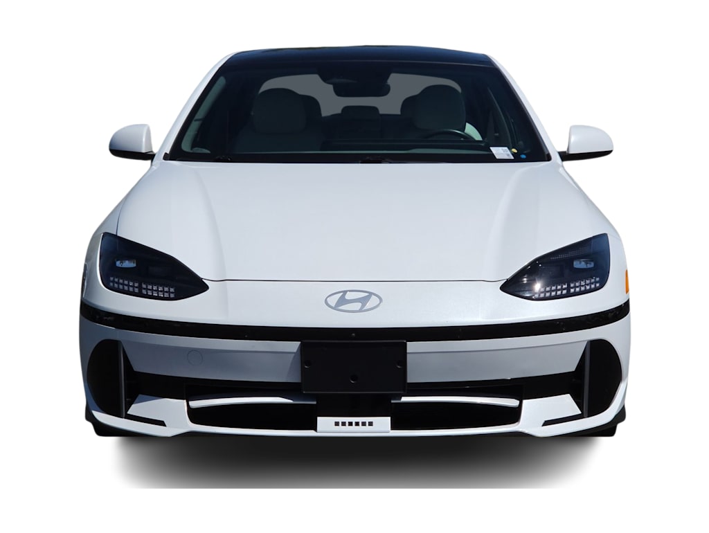 Thumbnail: 2023 Hyundai Ioniq 6 - 4