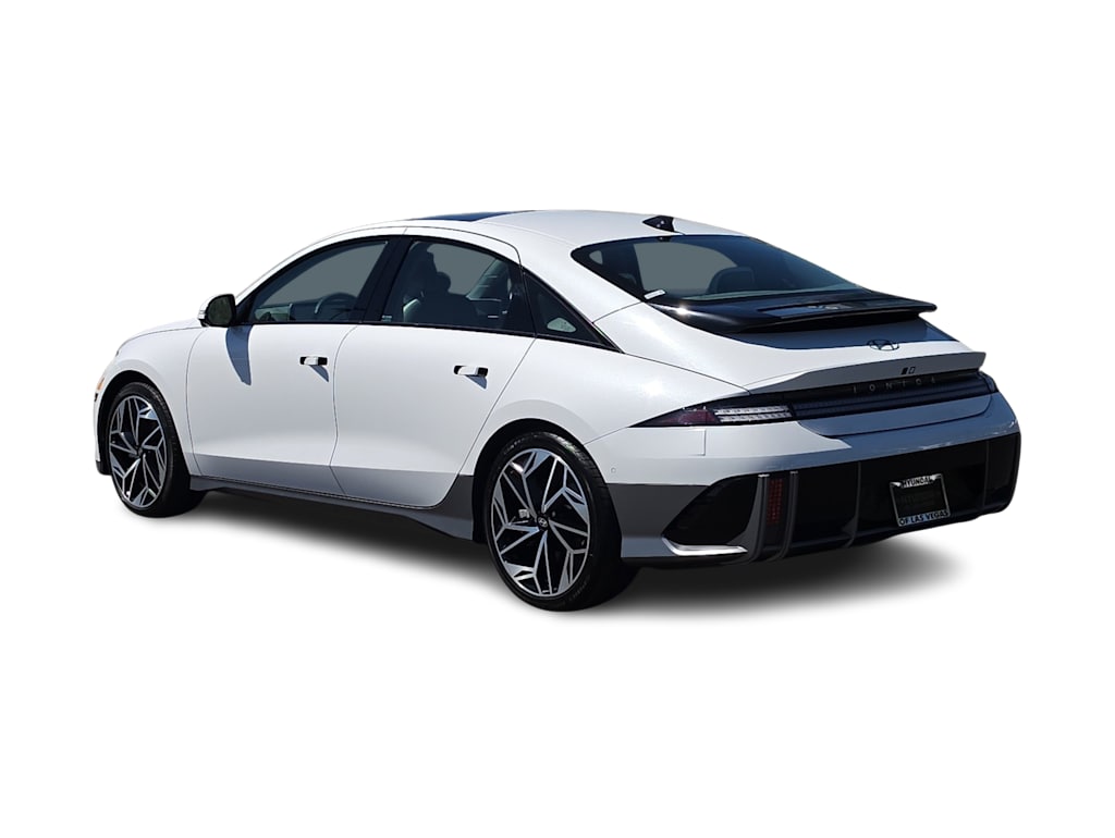Thumbnail: 2023 Hyundai Ioniq 6 - 15