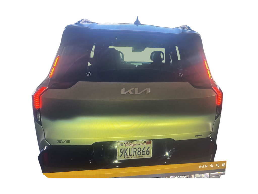 Thumbnail: 2024 Kia EV9 - 4