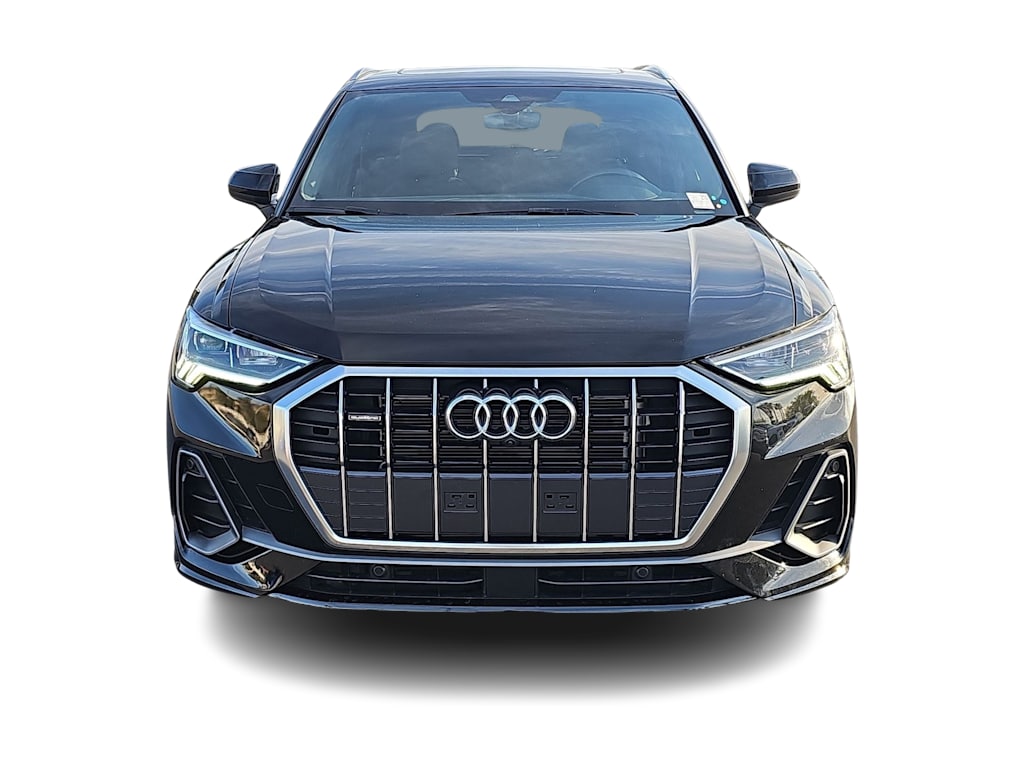 Thumbnail: 2023 Audi Q3 - 6
