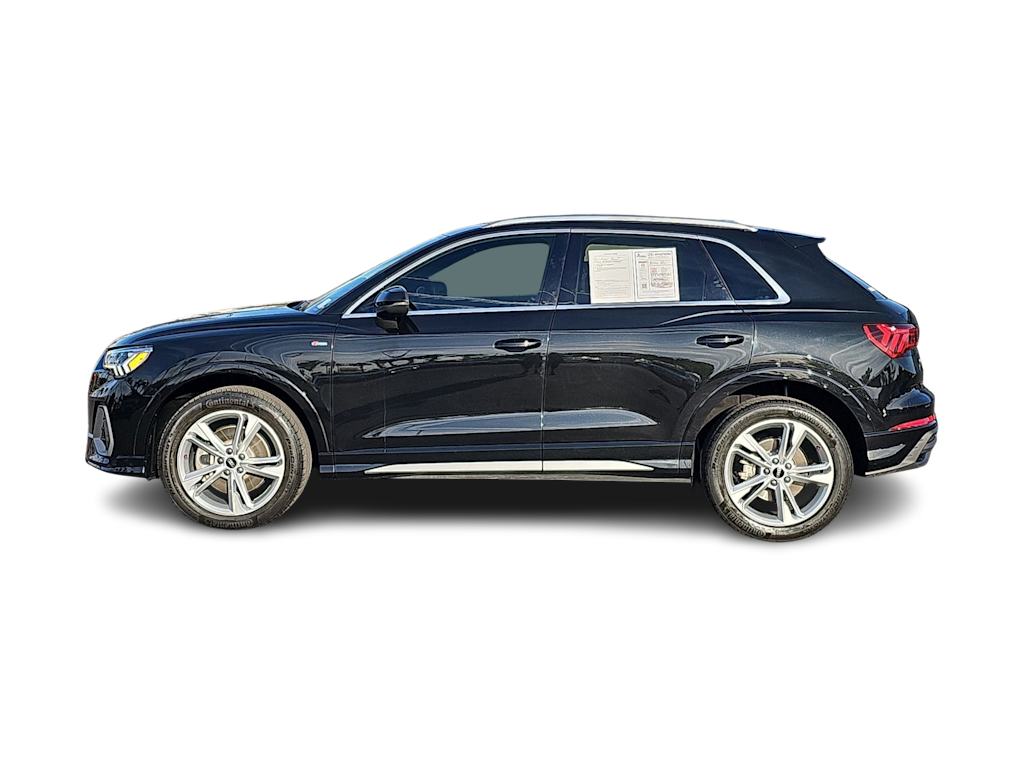 Thumbnail: 2023 Audi Q3 - 3