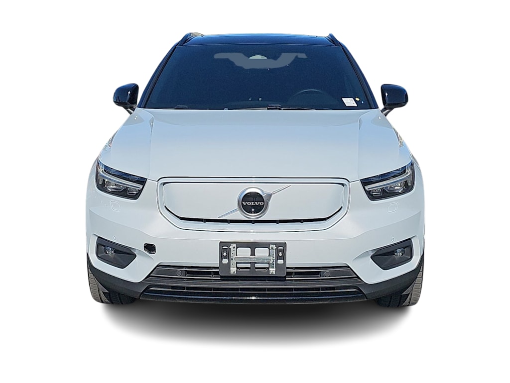 Thumbnail: 2022 Volvo XC40 - 6