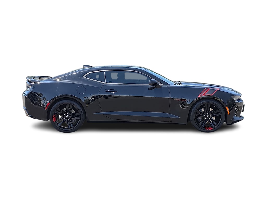 Thumbnail: 2018 Chevrolet Camaro - 21