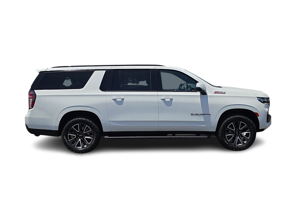 Thumbnail: 2024 Chevrolet Suburban - 23